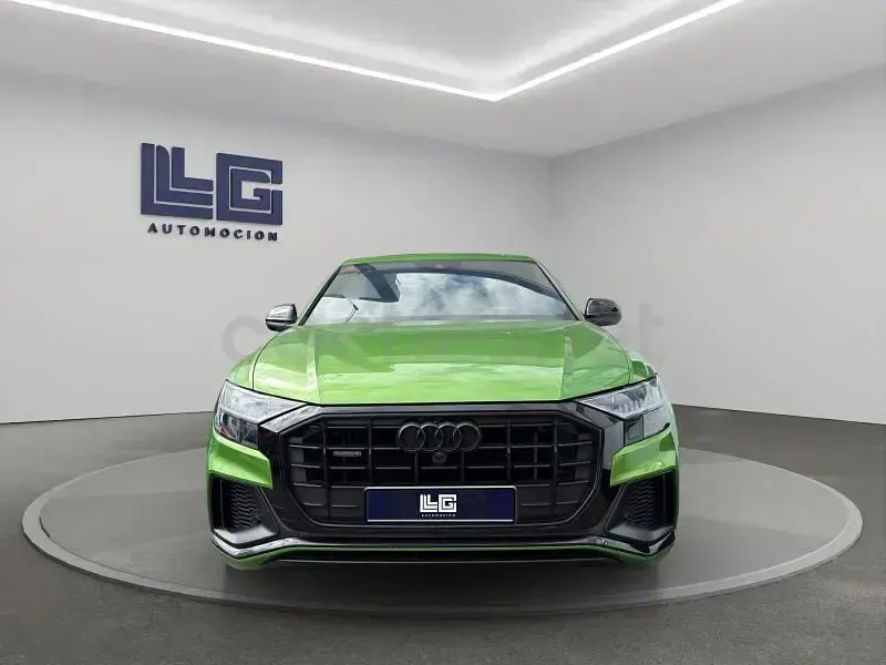 Usado Audi Q8 S-line plus 462 CV (339 kW) 2021 Verde SUV