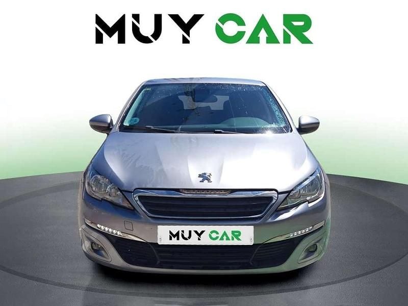 Usado Peugeot 308 Style 120 CV (88 kW) 2020 Gris Utilitario