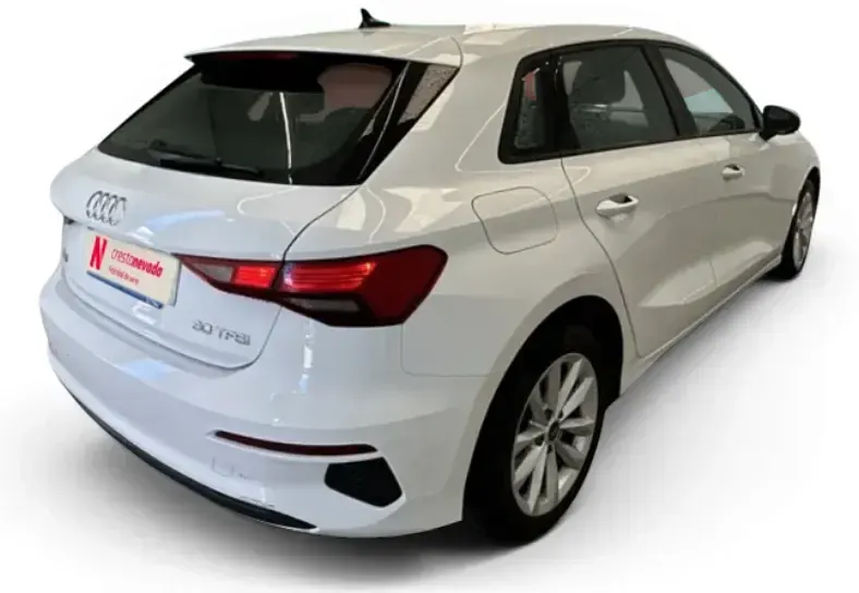 Usado Audi A3 Sportback e-tron Premium 110 CV (80 kW) 2023 Blanco Utilitario