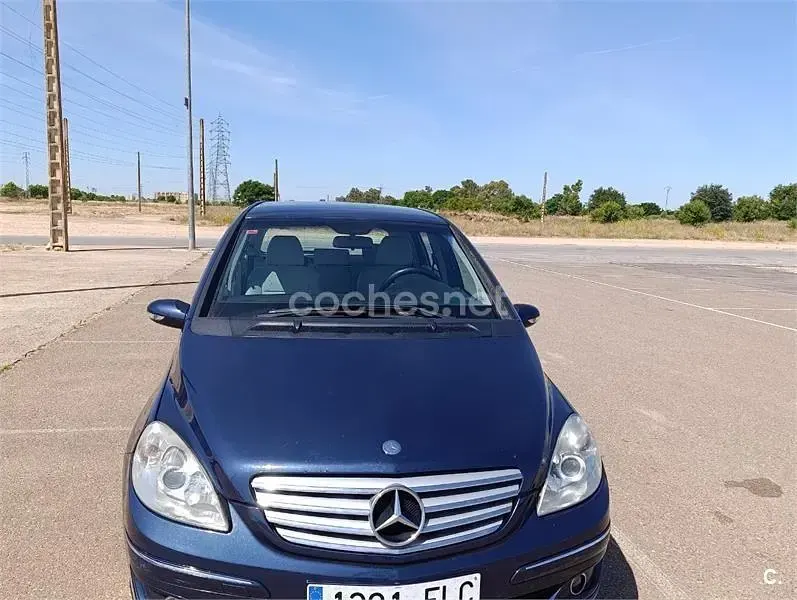 Usado Mercedes B150 95 CV (69 kW) 2007 Azul Monovolumen