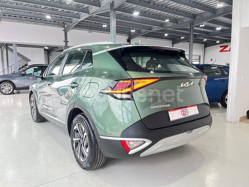 Usado Kia Sportage 115 CV (84 kW) 2024 Verde SUV