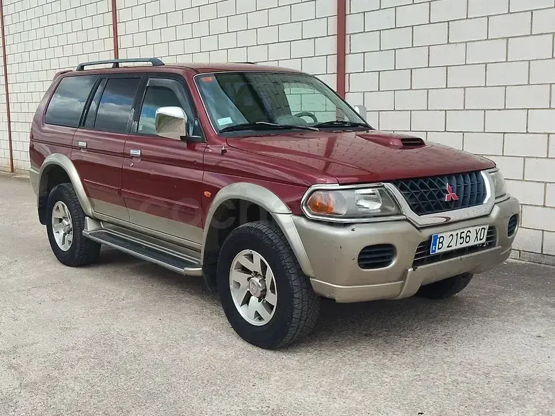 Usado Mitsubishi Montero Sport 99 CV (72 kW) 2000 Granate SUV