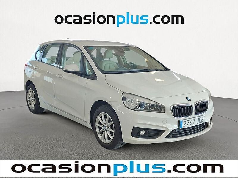Usado BMW 218 Active Tourer 150 CV (110 kW) 2015 Blanco Monovolumen