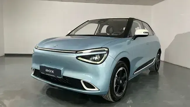 Nuevo DongFeng Box 69 kW (95 CV) 2026 Azul Utilitario