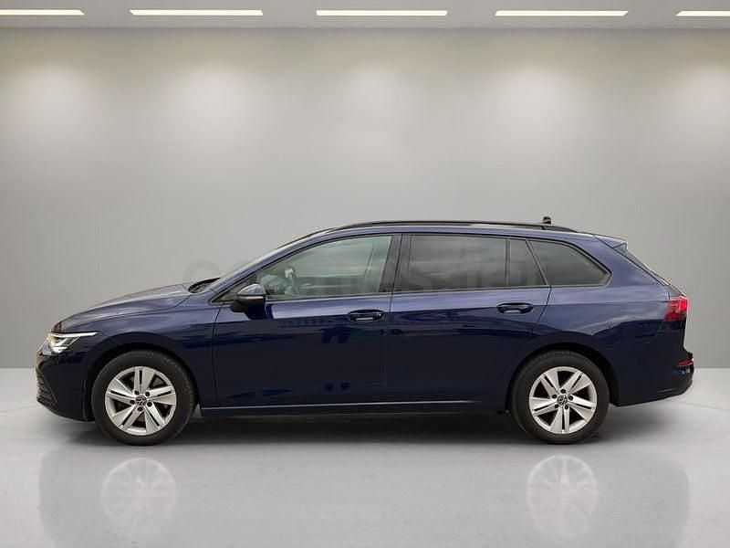 Usado VW Golf VIII Life 115 CV (84 kW) 2022 Azul Familiar