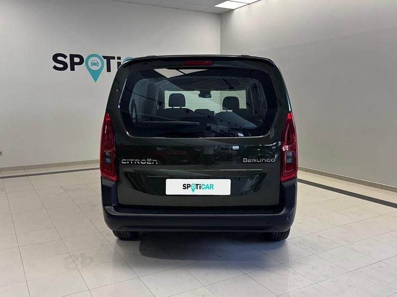 Usado Citroën Berlingo 130 CV (95 kW) 2025 Verde Monovolumen