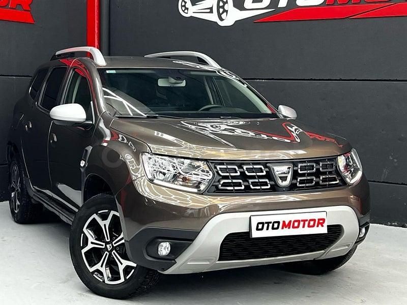 Usado Dacia Duster Prestige 115 CV (84 kW) 2019 Marrón SUV