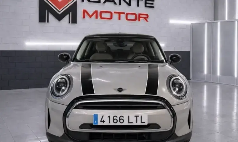 Usado Mini Cooper 136 CV (100 kW) 2019 Negro Utilitario
