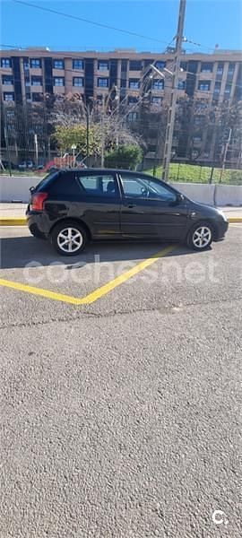 Usado Toyota Corolla Sol 110 CV (80 kW) 2003 Negro Berlina