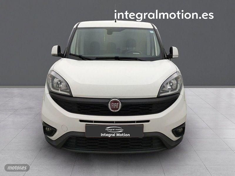 Usado Fiat Doblò 93 CV (68 kW) 2019 Blanco Monovolumen