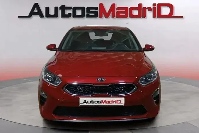Usado Kia Ceed 120 CV (88 kW) 2021 Rojo Utilitario