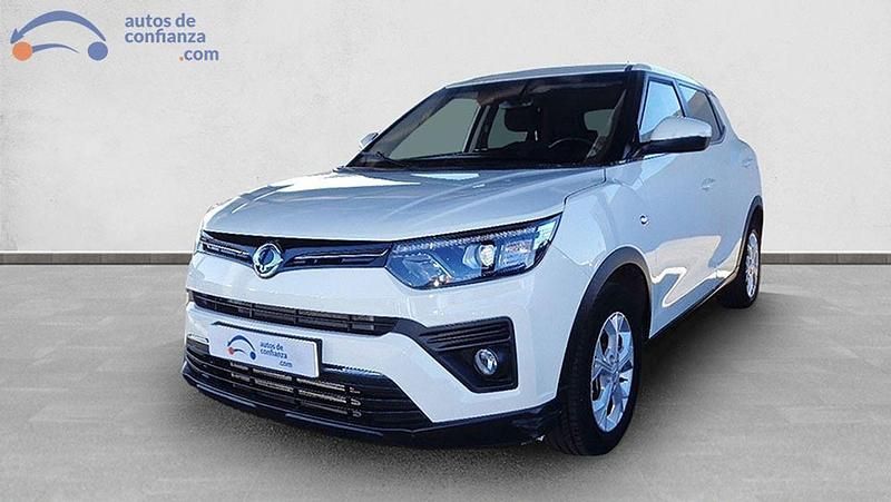 Blanco Usado 2022 Ssangyong (KGM) Tivoli SUV | 14.990 € (Precio justo) - Imagen 1/4