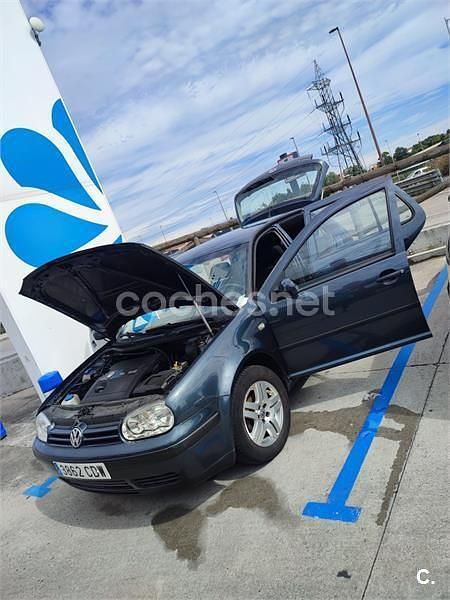 Gris / plata Usado 2004 VW Golf IV Highline Berlina | 3500 € (Precio justo) - Imagen 1/1