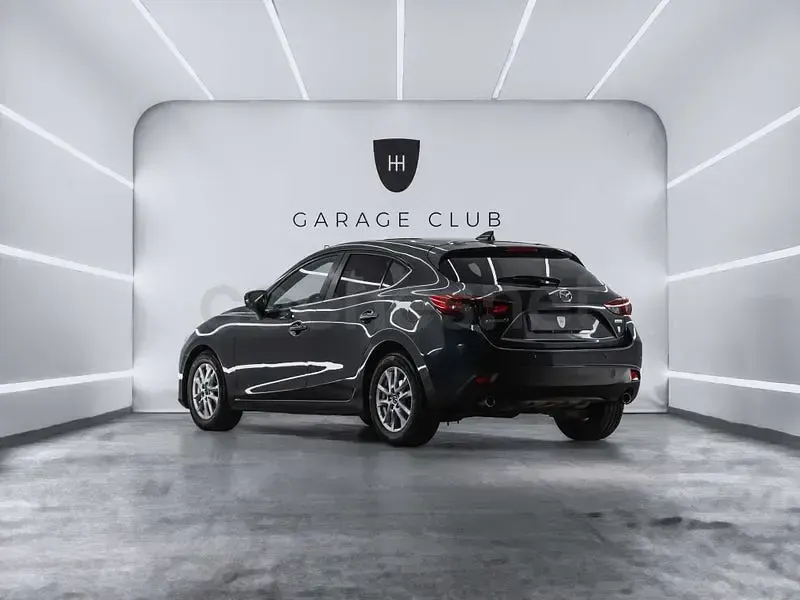 Usado Mazda 3 Style 120 CV (88 kW) 2016 Negro Berlina