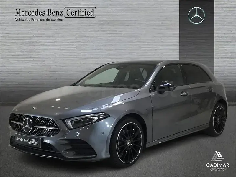 Usado Mercedes A250 218 CV (160 kW) 2023 Gris / plata Berlina