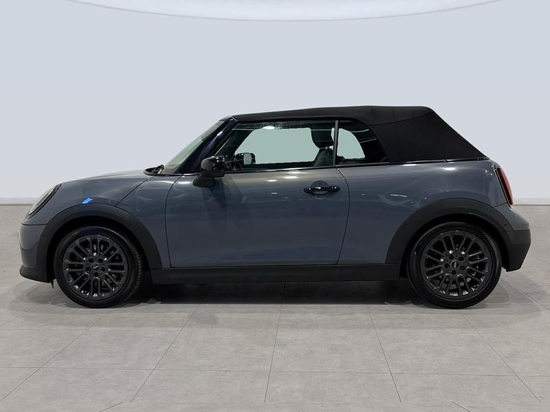 Usado Mini Cooper Cabriolet 163 CV (119 kW) 2025 Gris Descapotable