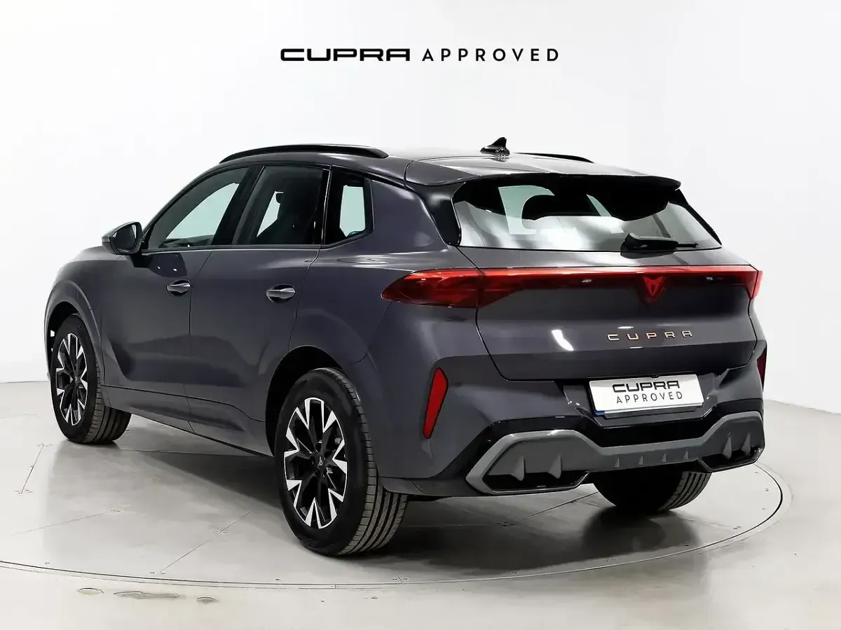 Usado Cupra Terramar 204 CV (150 kW) 2025 Gris SUV