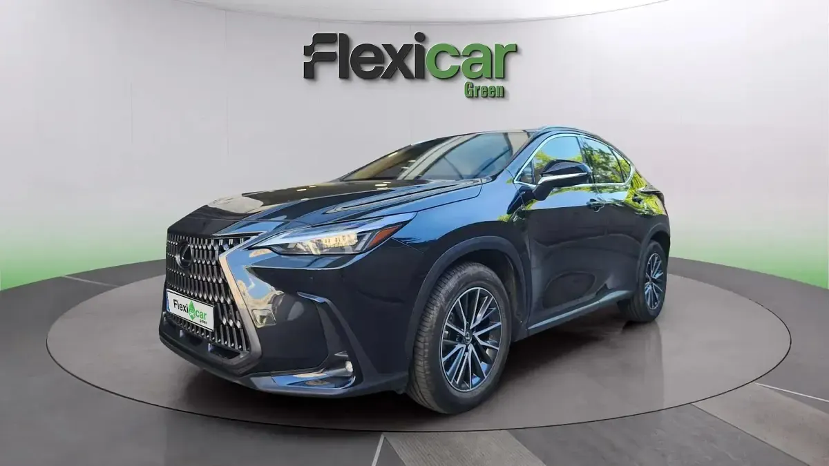 Usado Lexus NX350h Executive Line 242 CV (177 kW) 2022 Negro