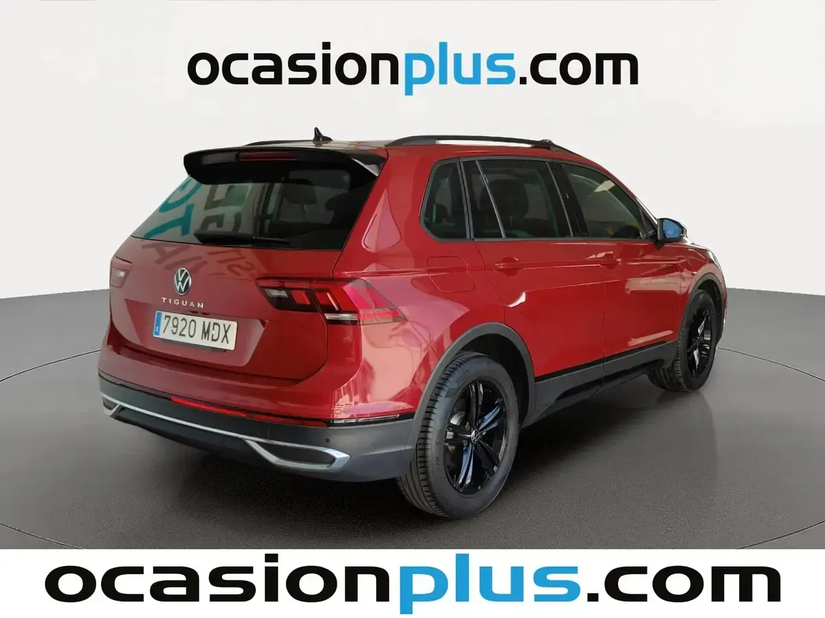 Usado VW Tiguan Sport 150 CV (110 kW) 2023 Rojo SUV
