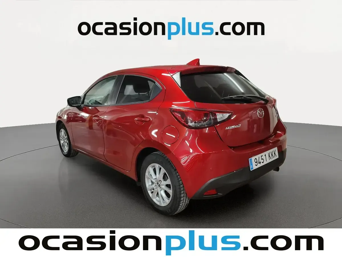 Usado Mazda 2 Style+ 90 CV (66 kW) 2018 Rojo Utilitario