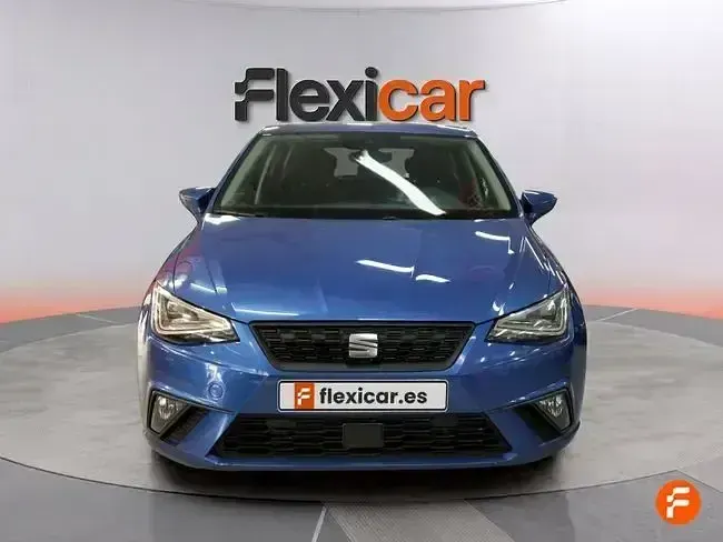 Usado Seat Ibiza Style 110 CV (80 kW) 2023 Azul Utilitario