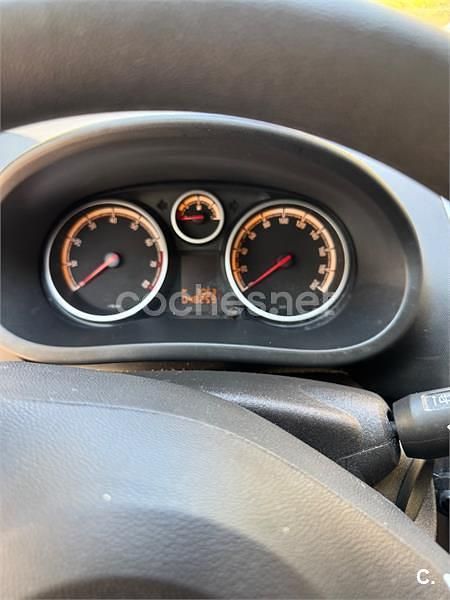 Gris / plata Usado 2009 Opel Corsa Berlina | 4100 € (Super precio) - Imagen 1/4