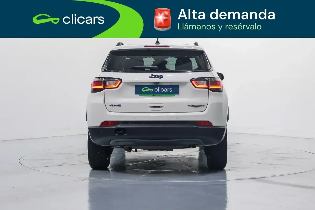 Usado Jeep Compass Trailhawk 240 CV (176 kW) 2024 Blanco SUV
