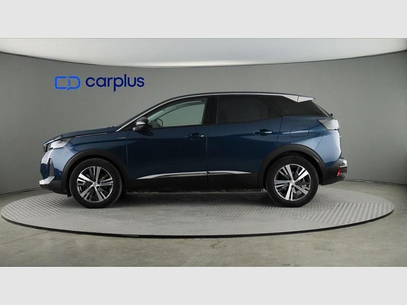 Usado Peugeot 3008 Allure 225 CV (165 kW) 2022 Azul vertigo (metalizado) SUV