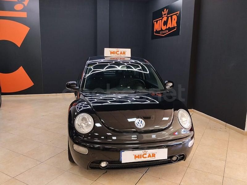 Usado VW New Beetle 115 CV (84 kW) 2001 Negro Utilitario