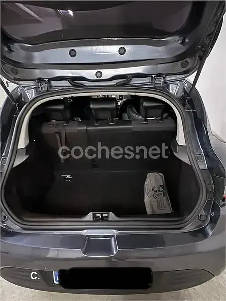 Usado Renault Clio IV Zen 90 CV (66 kW) 2019 Gris / plata Berlina