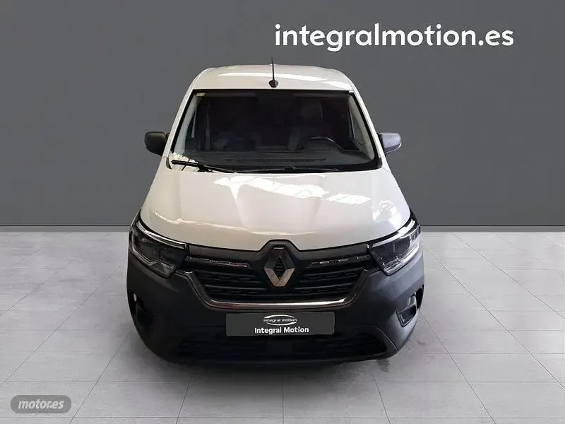 Usado Renault Kangoo 95 CV (69 kW) 2024 Blanco Monovolumen
