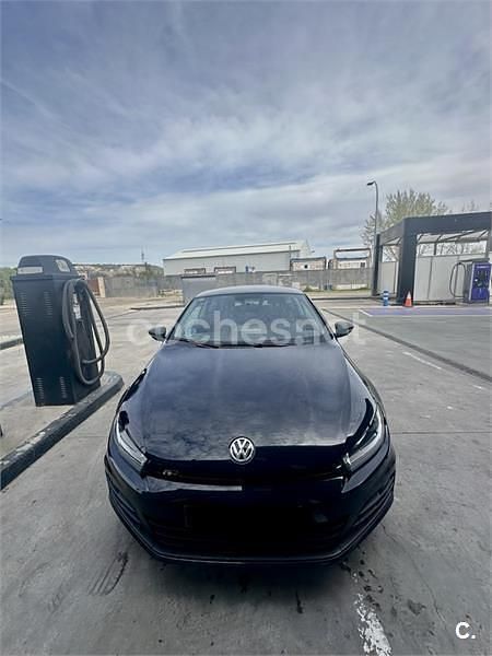 Usado VW Scirocco R-line 125 CV (91 kW) 2017 Negro Coupe