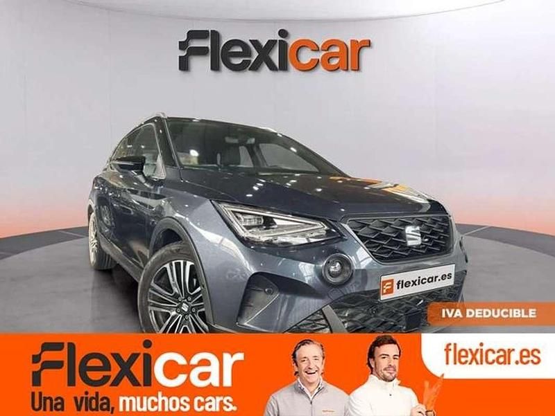 Usado Seat Arona FR 116 CV (85 kW) 2024 Gris SUV