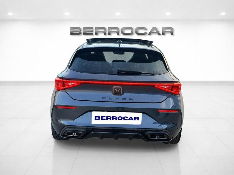 Usado Cupra Leon 150 CV (110 kW) 2024 Negro Coupe