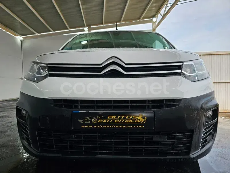 Usado Citroën Berlingo Live 102 CV (75 kW) 2019 Blanco Monovolumen