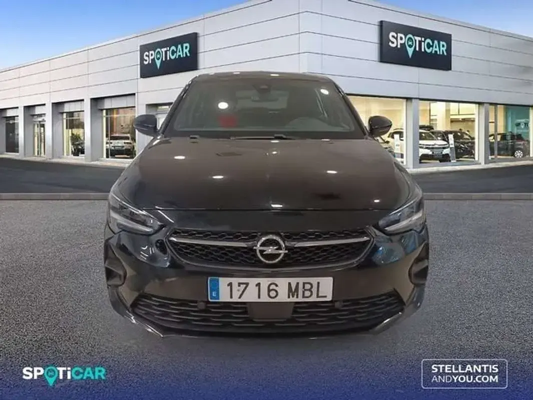 Usado Opel Corsa GS Line 101 CV (74 kW) 2022 Negro Utilitario