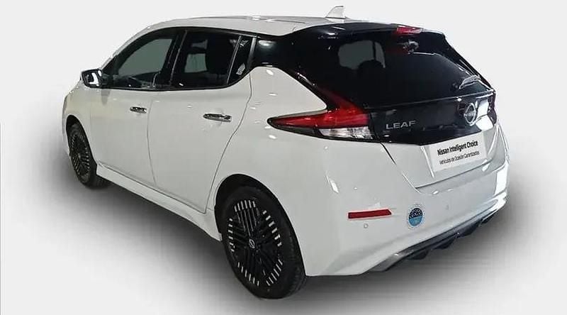 Usado Nissan Leaf N-Connecta 160 kW (218 CV) 2022 Blanco sapporo white (sólido) Utilitario