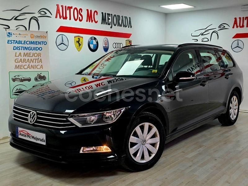 Negro Usado 2018 VW Passat Advance Familiar | 14.999 € (Buen precio) - Imagen 1/4