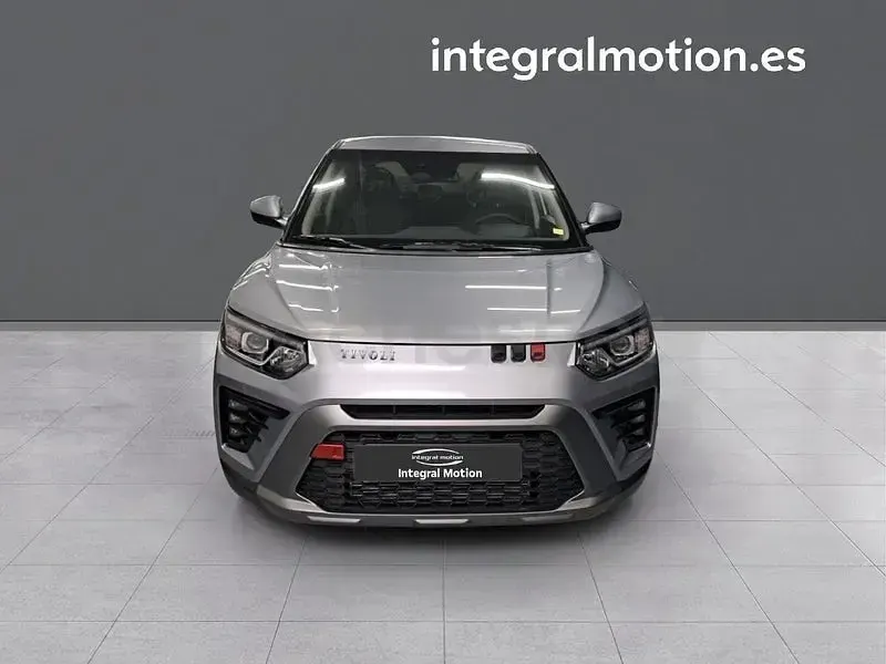 Nuevo KGM Tivoli 135 CV (99 kW) 2025 Gris / plata SUV