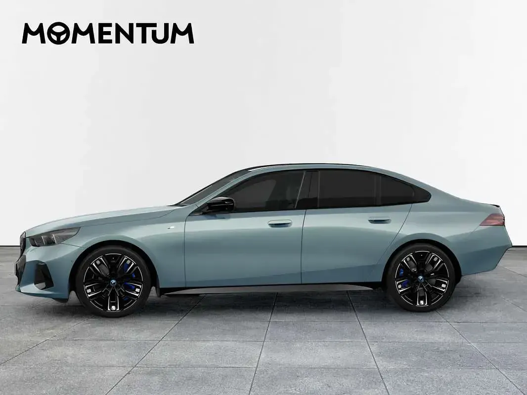 Nuevo BMW i5 442 kW (601 CV) 2026 Verde Berlina