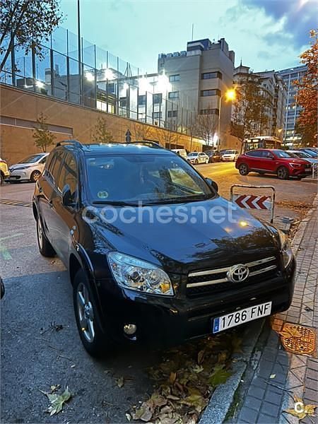Negro Usado 2007 Toyota RAV4 Premium SUV | 8350 € (Precio justo) - Imagen 1/3