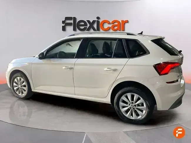 Usado Skoda Kamiq Ambition 110 CV (80 kW) 2021 Naranja SUV