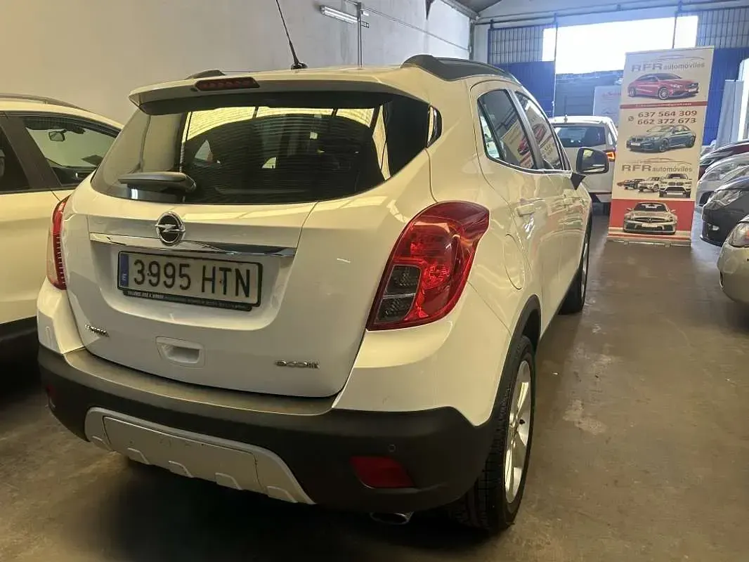 Usado Opel Mokka Selective 131 CV (96 kW) 2014 Blanco SUV