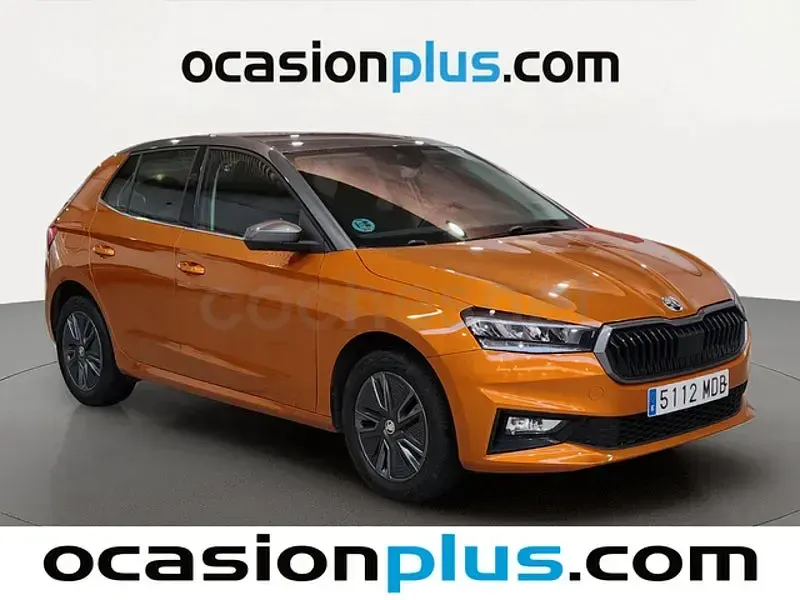 Usado Skoda Fabia Style 95 CV (69 kW) 2022 Naranja Utilitario