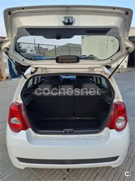 Usado Chevrolet Aveo LS 84 CV (61 kW) 2009 Blanco Berlina
