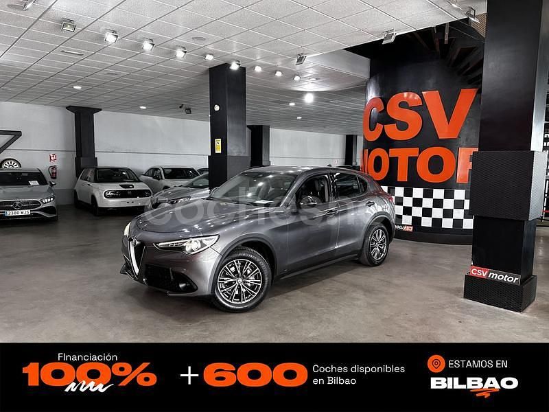 Gris / plata Usado 2019 Alfa Romeo Stelvio Executive SUV | 19.850 € (Super precio) - Imagen 1/4