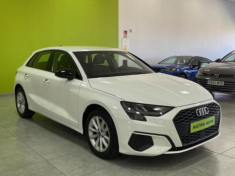 Usado Audi A3 Advanced Plus 116 CV (85 kW) 2024 Blanco Berlina