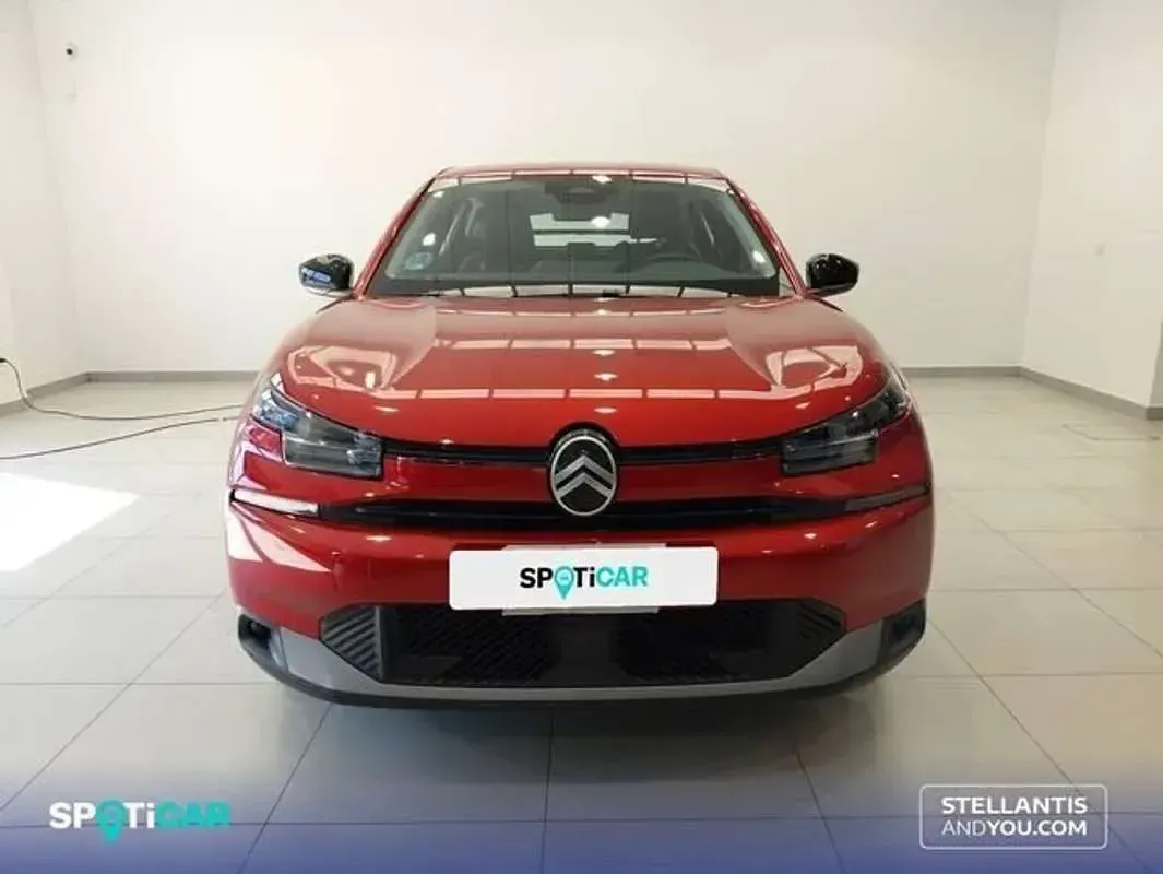 Usado Citroën C4 145 CV (106 kW) 2025 Rojo SUV
