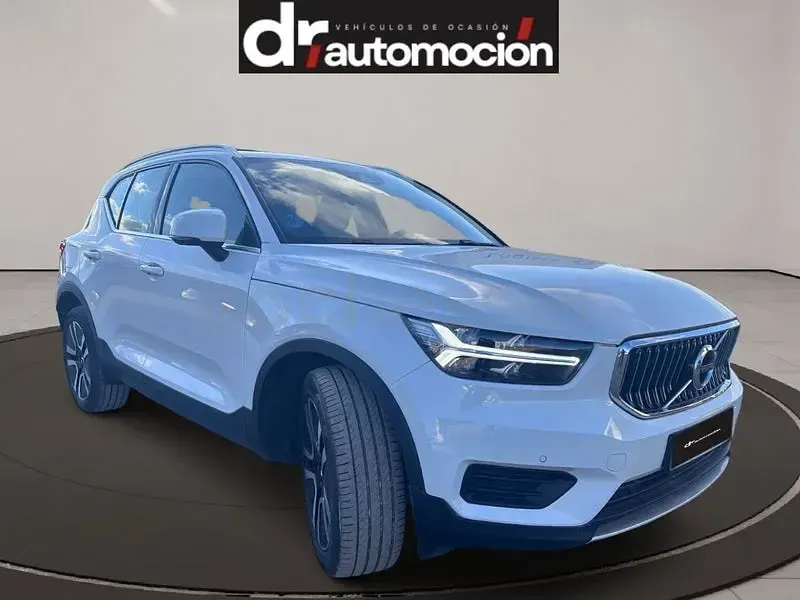 Usado Volvo XC40 Inscription 211 CV (155 kW) 2022 Blanco SUV
