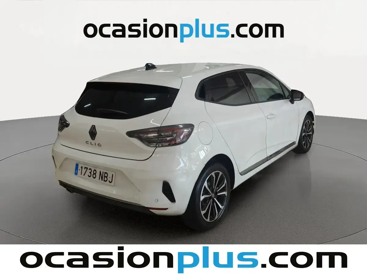 Usado Renault Clio Techno 91 CV (66 kW) 2025 Blanco Utilitario